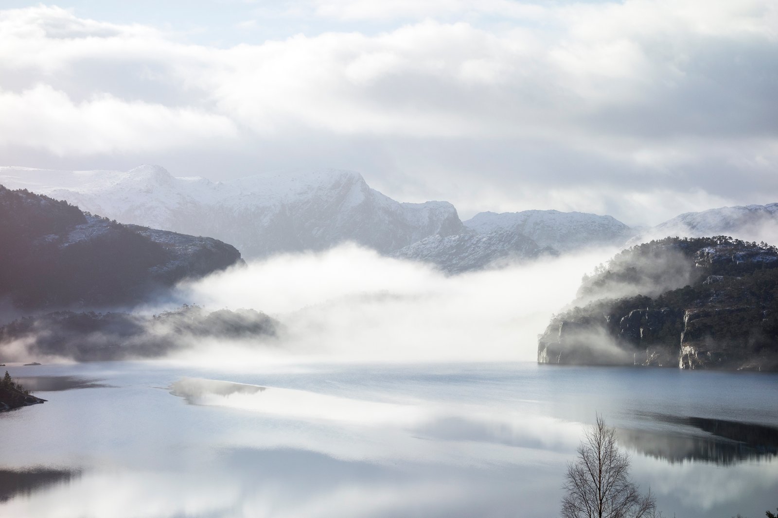 Preikestolen, Noruega: Início da subida