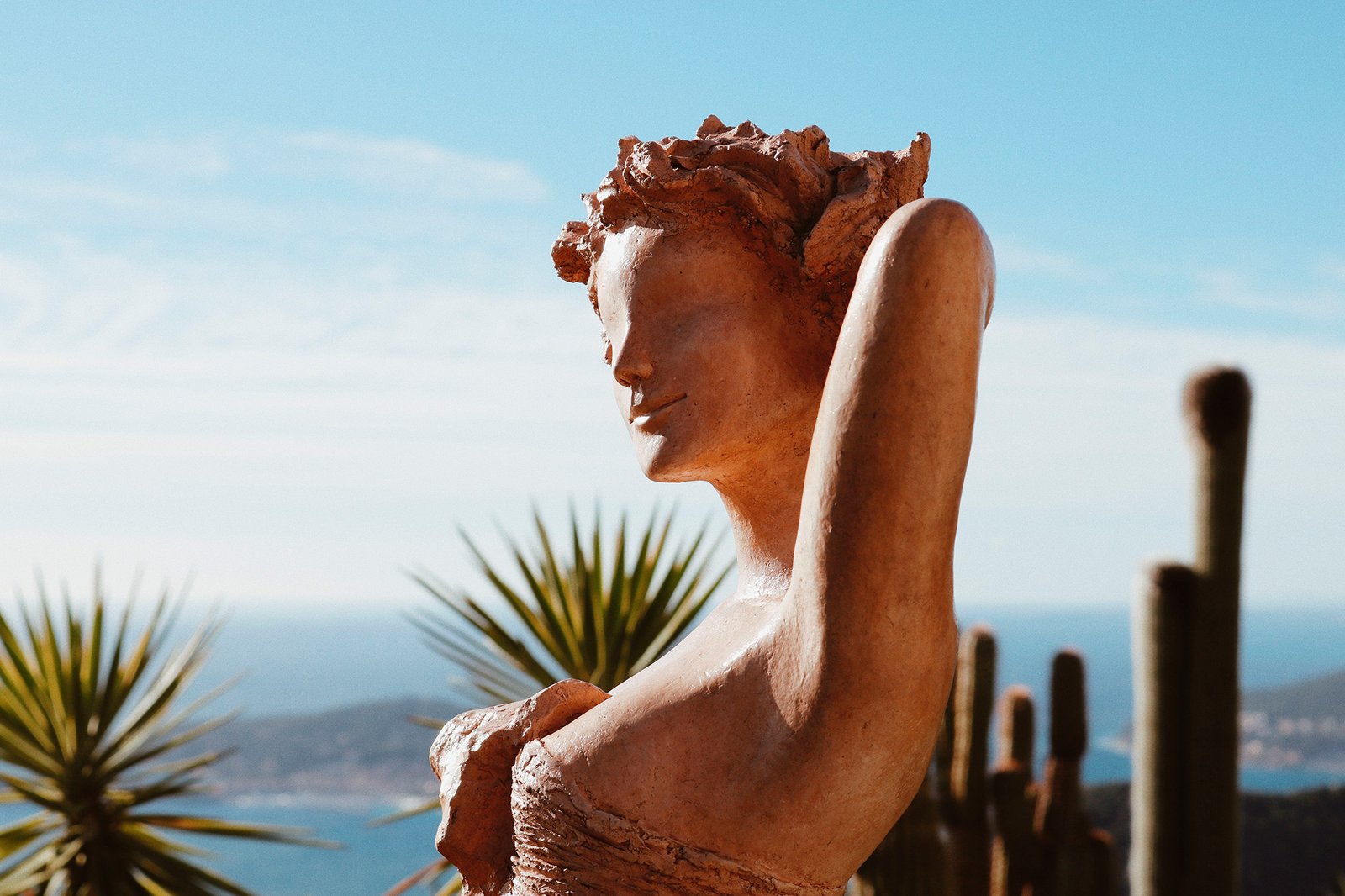 Linda escultura de pedra