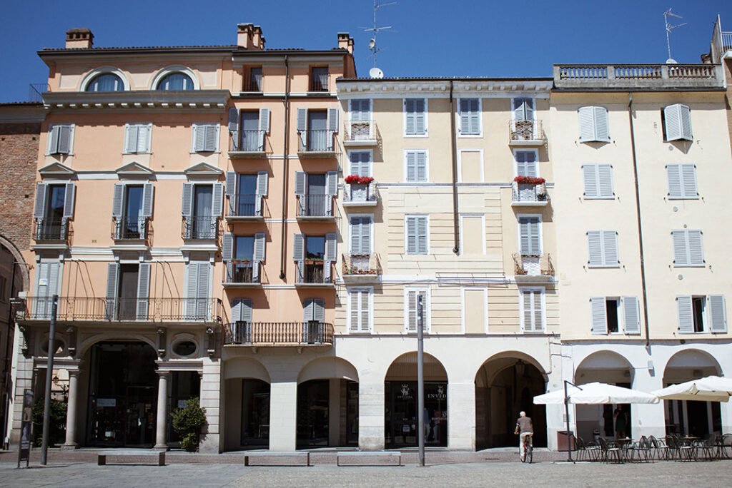 Casale Monferrato: Piazza Giuseppe Mazzini