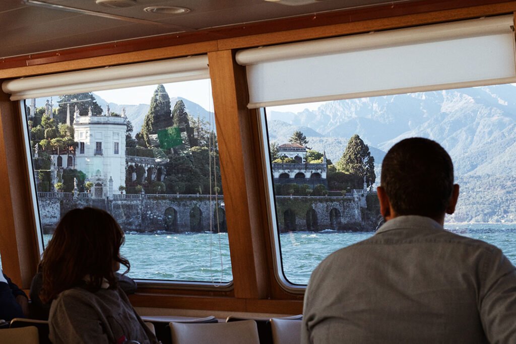 Interior do Barco a caminho da Isola Bella