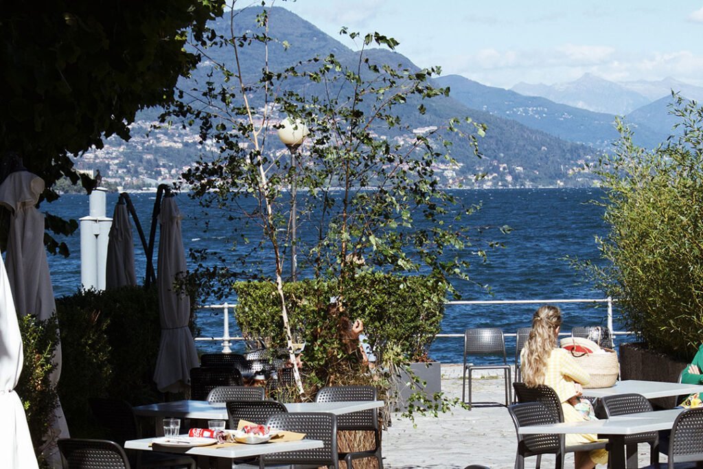 Stresa Lago Maggiore - Café à beira do  Lago