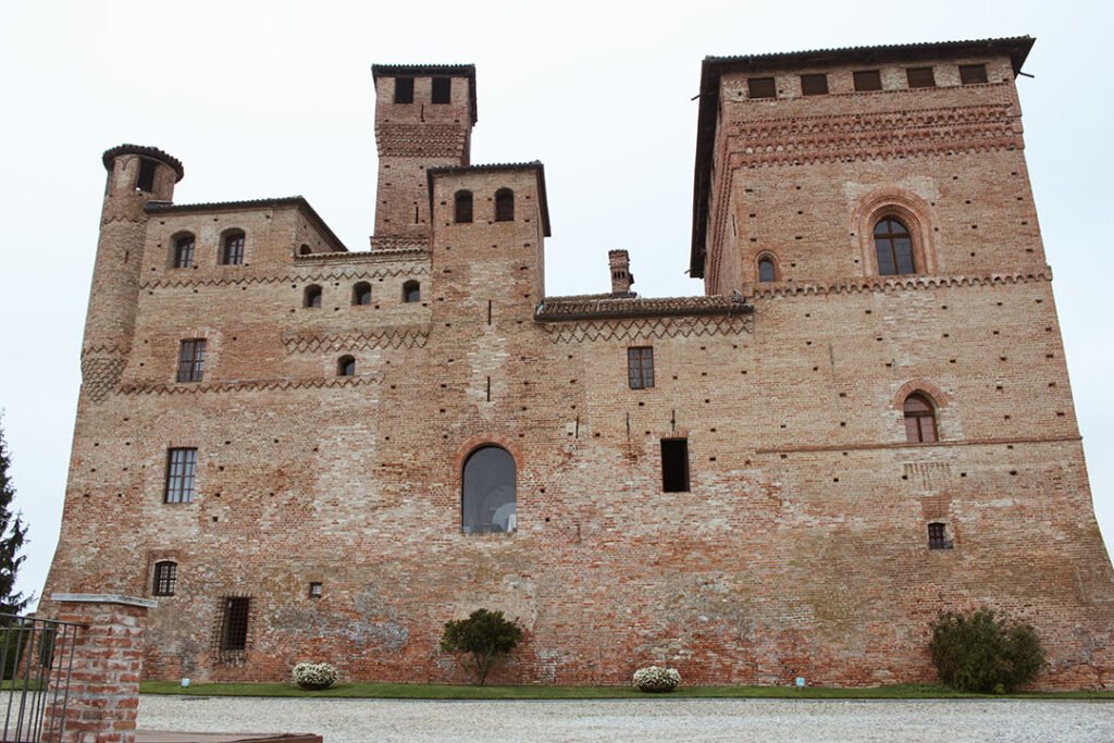 Castello Grinzane Cavour