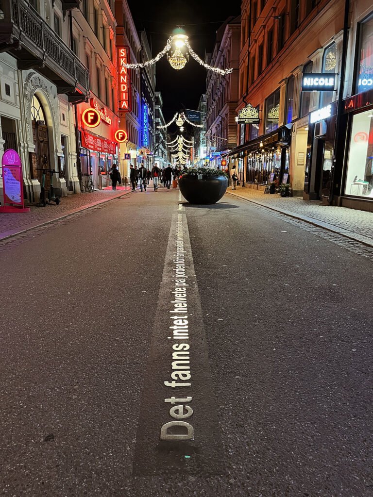 Estocolmo, Suécia: Ruas e lindos edifícios